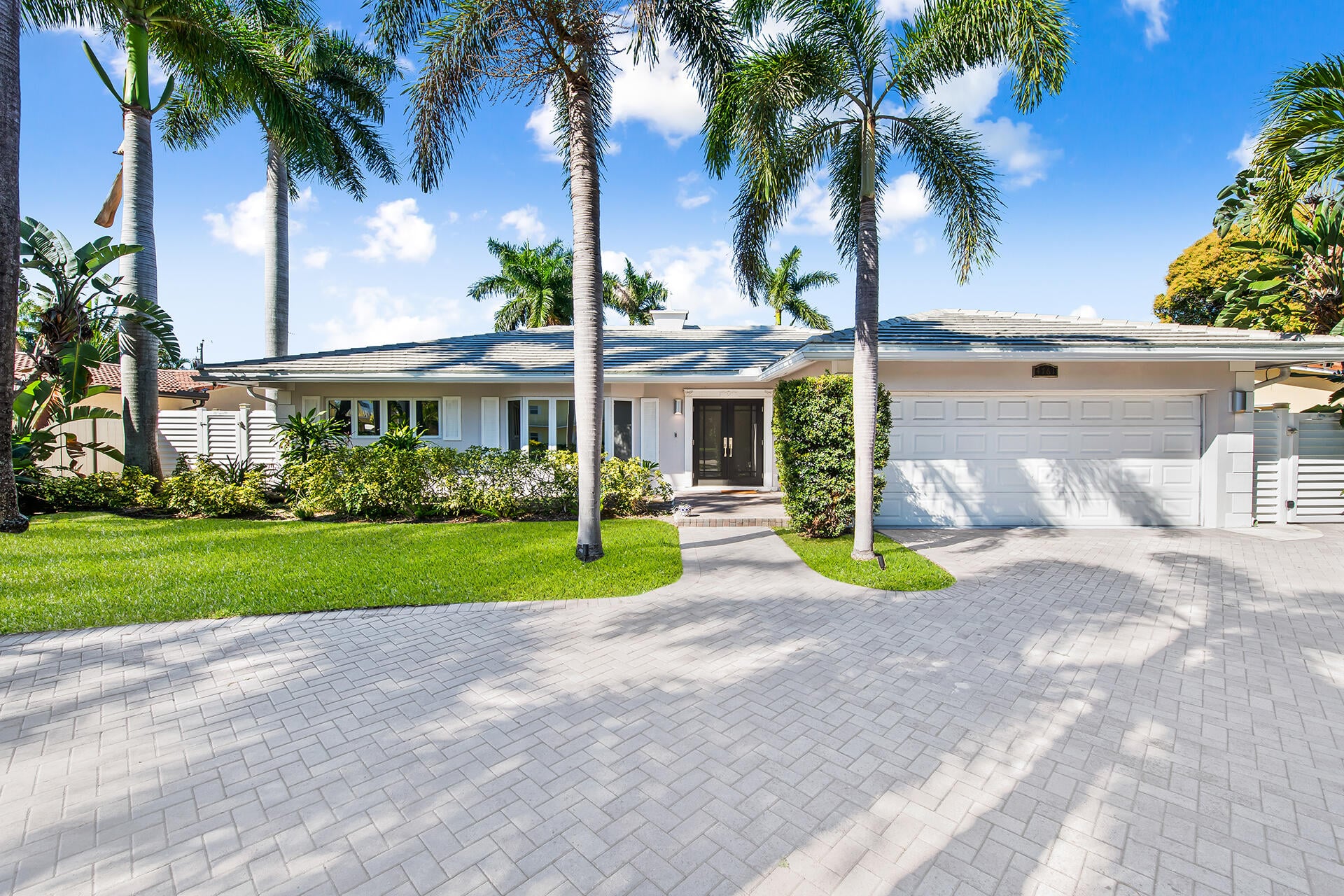 3BR – SingleFamilyResidence at 4761 Bayview Drive