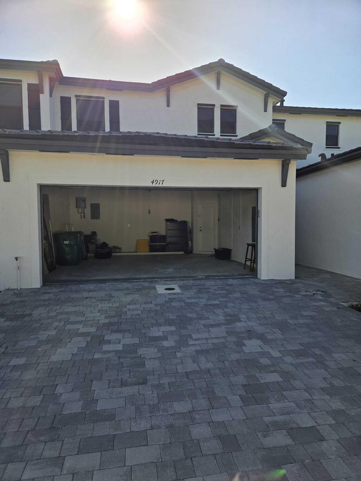 3BR – Townhouse at 4917 Peacock Way #5838